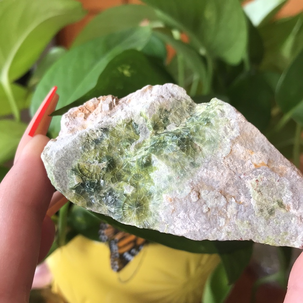 High vibrational Wavellite light crystal